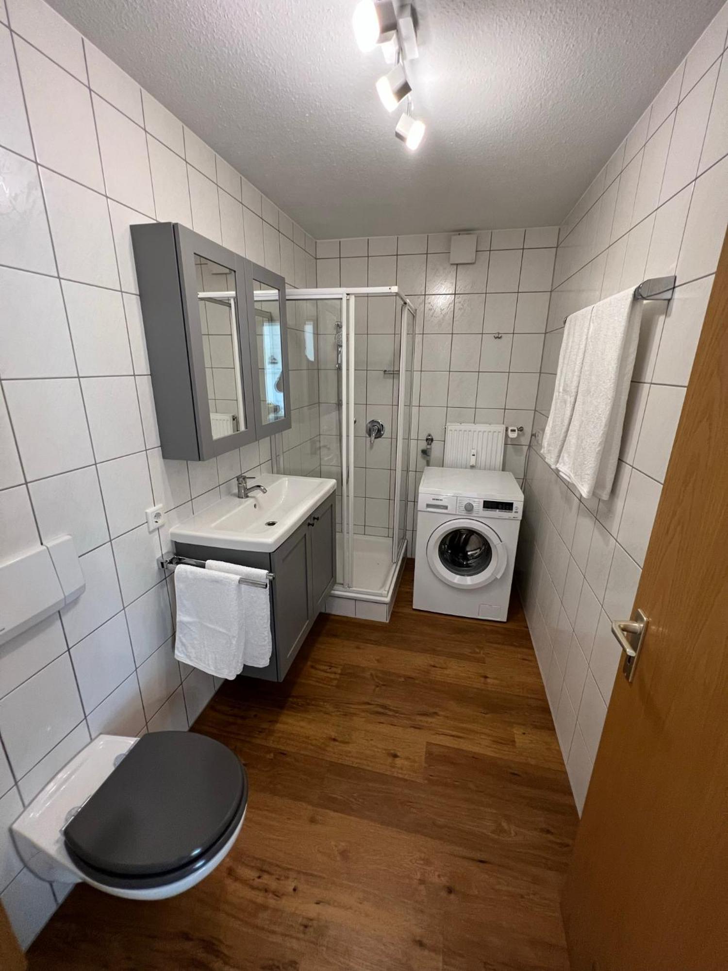 Schoene Ferienwohnung In 史塔卡赫 外观 照片