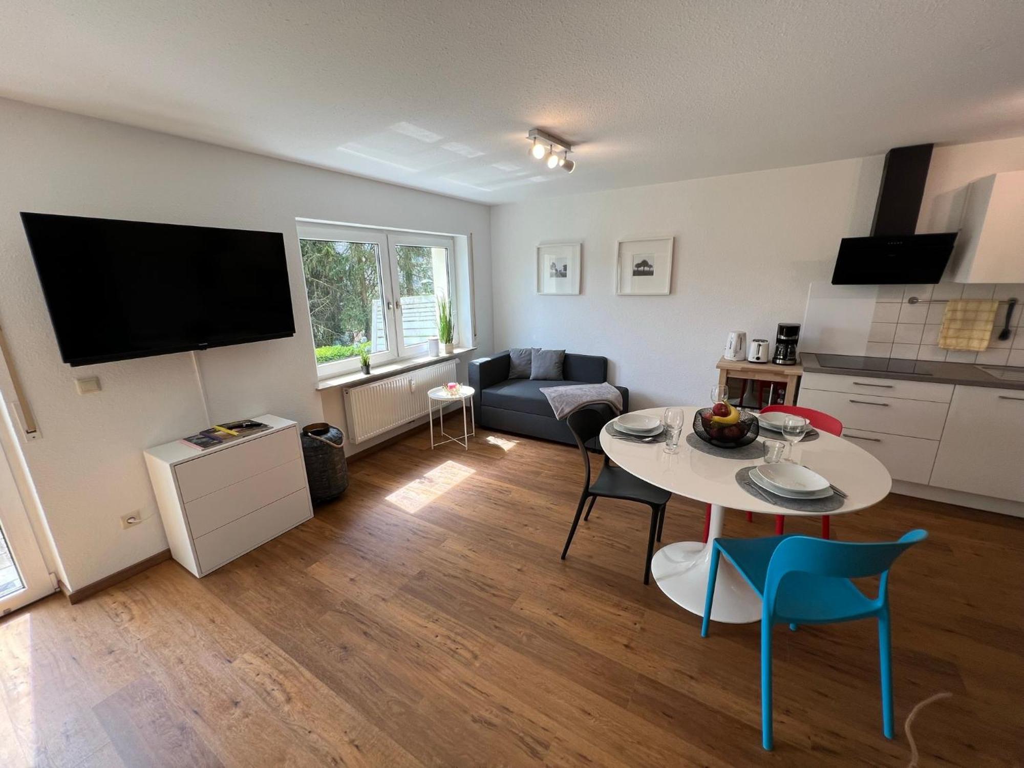 Schoene Ferienwohnung In 史塔卡赫 外观 照片