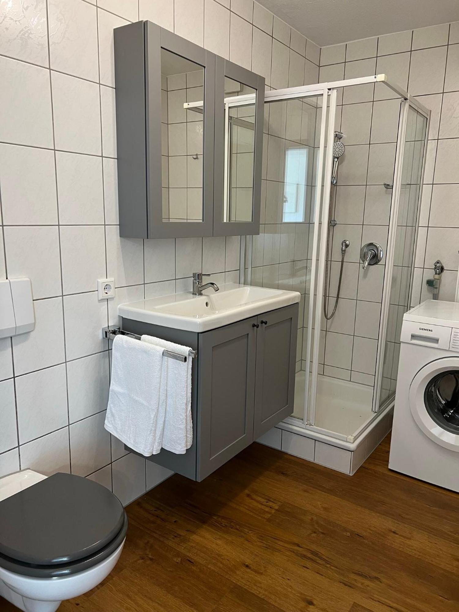 Schoene Ferienwohnung In 史塔卡赫 外观 照片